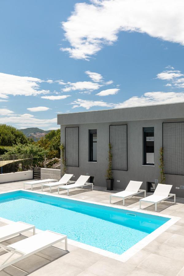 Cove Suites Nea Iraklitsa Екстер'єр фото