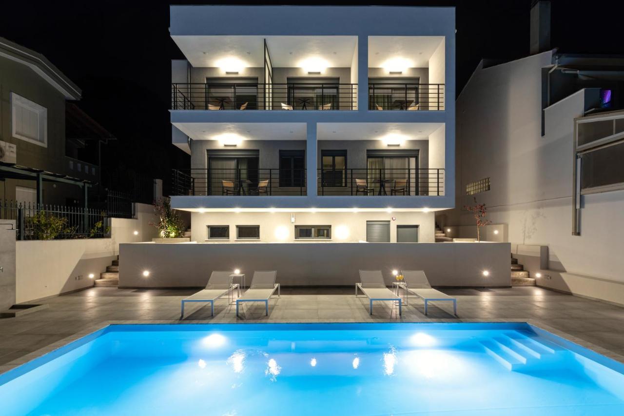 Cove Suites Nea Iraklitsa Екстер'єр фото