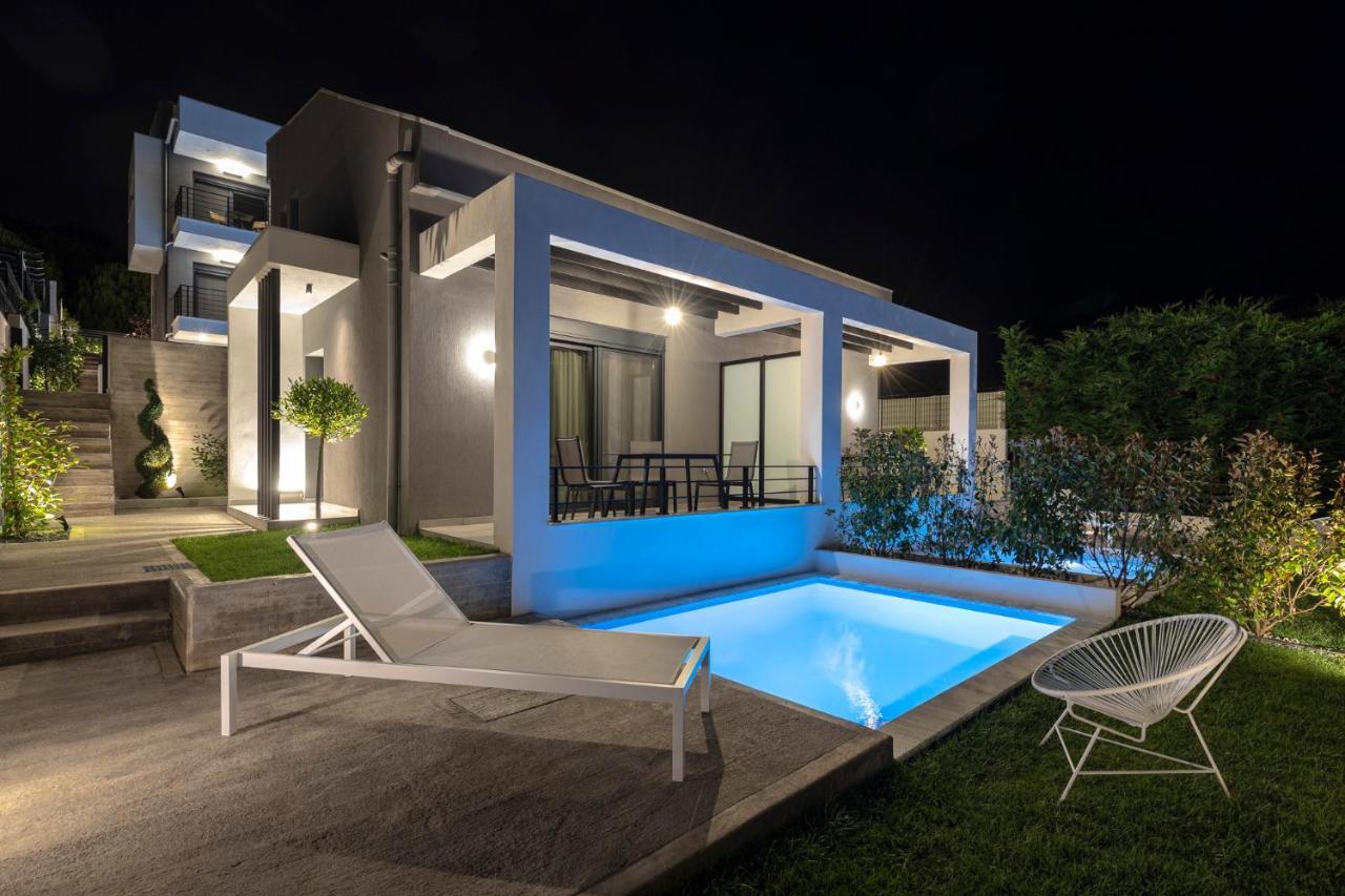 Cove Suites Nea Iraklitsa Екстер'єр фото