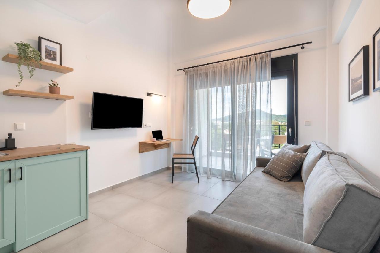 Cove Suites Nea Iraklitsa Екстер'єр фото