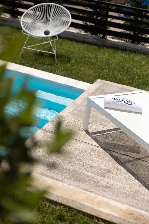 Cove Suites Nea Iraklitsa Екстер'єр фото