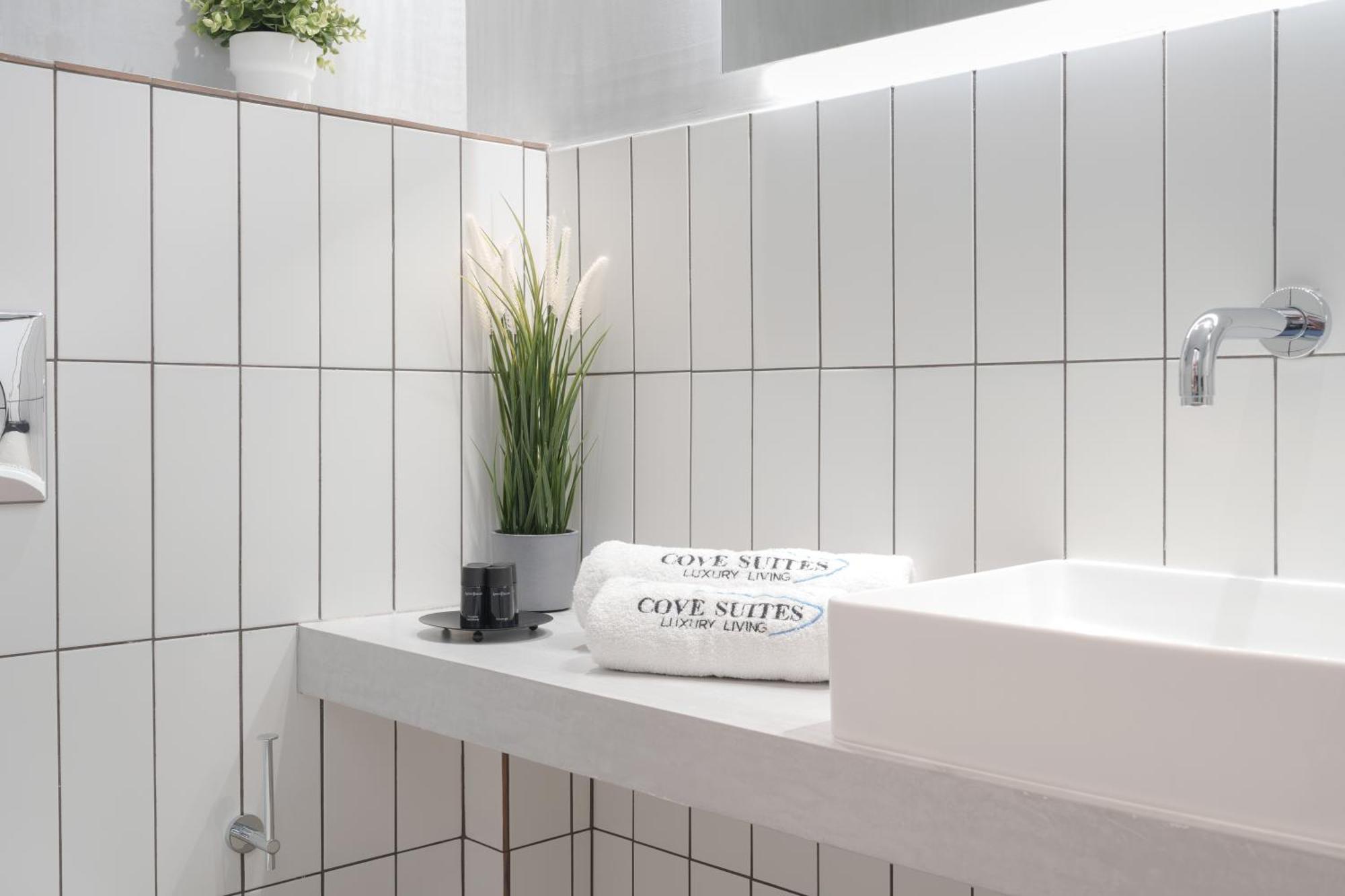 Cove Suites Nea Iraklitsa Екстер'єр фото